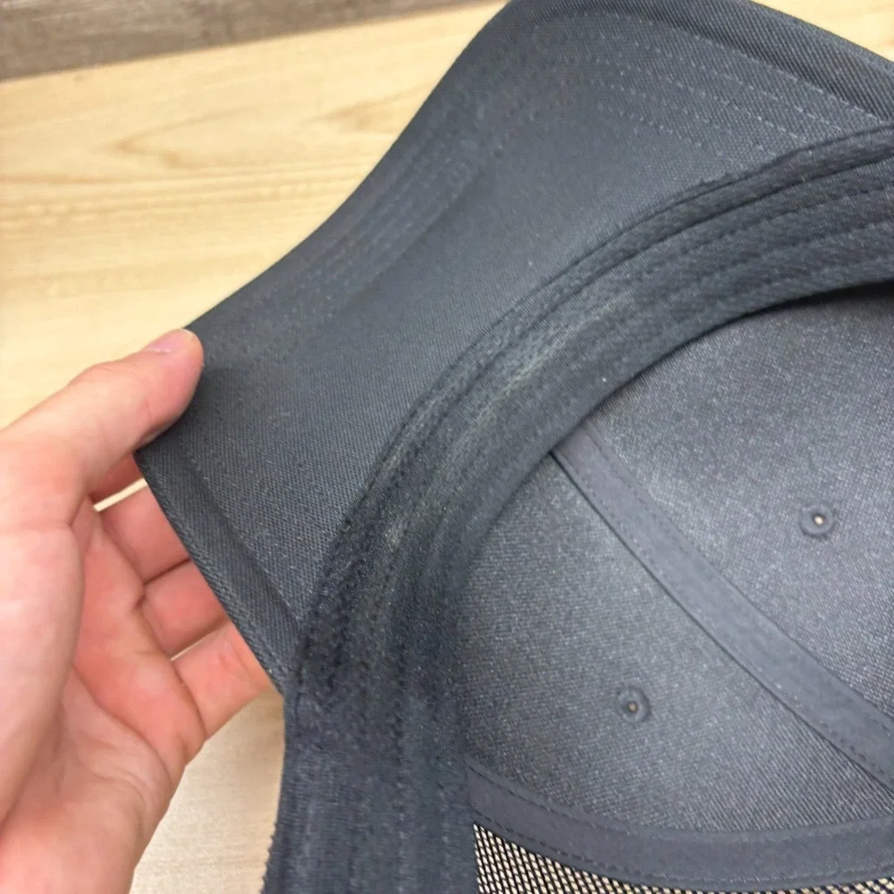 Carhartt Hat Cap Snap Back Black Trucker Mesh Workwear Logo Adjustable Canvas